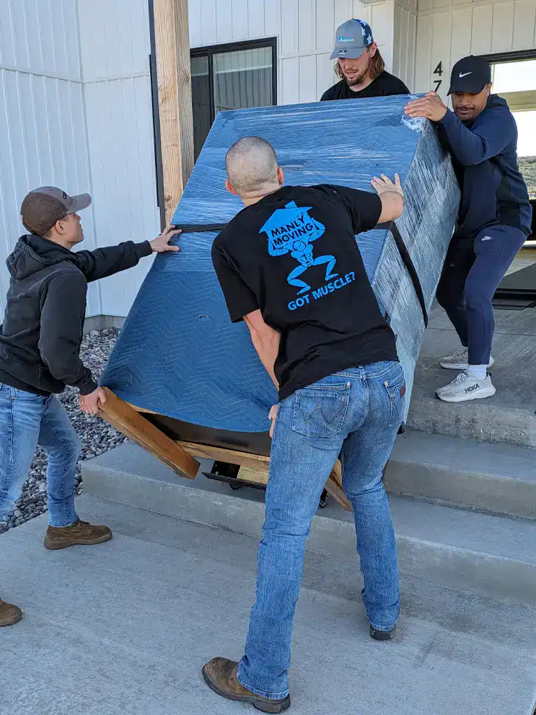 St George movers in action